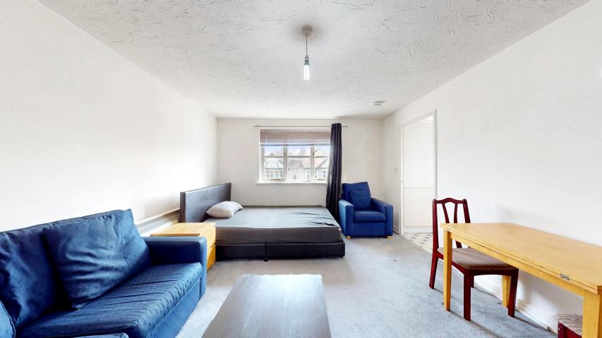 			Studio Apartment, 1 bath, 1 reception Apartment			 Upton Close, Cricklewood